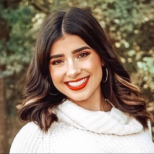 Meet your Posher, Haley